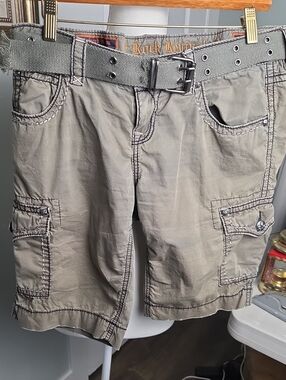 Y2k Rock Revival Men's Taupe Cargo Shorts with Gray Belt Size 28
